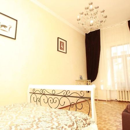 Apartament Apartmens Near Opera House Odessa Zewnętrze zdjęcie